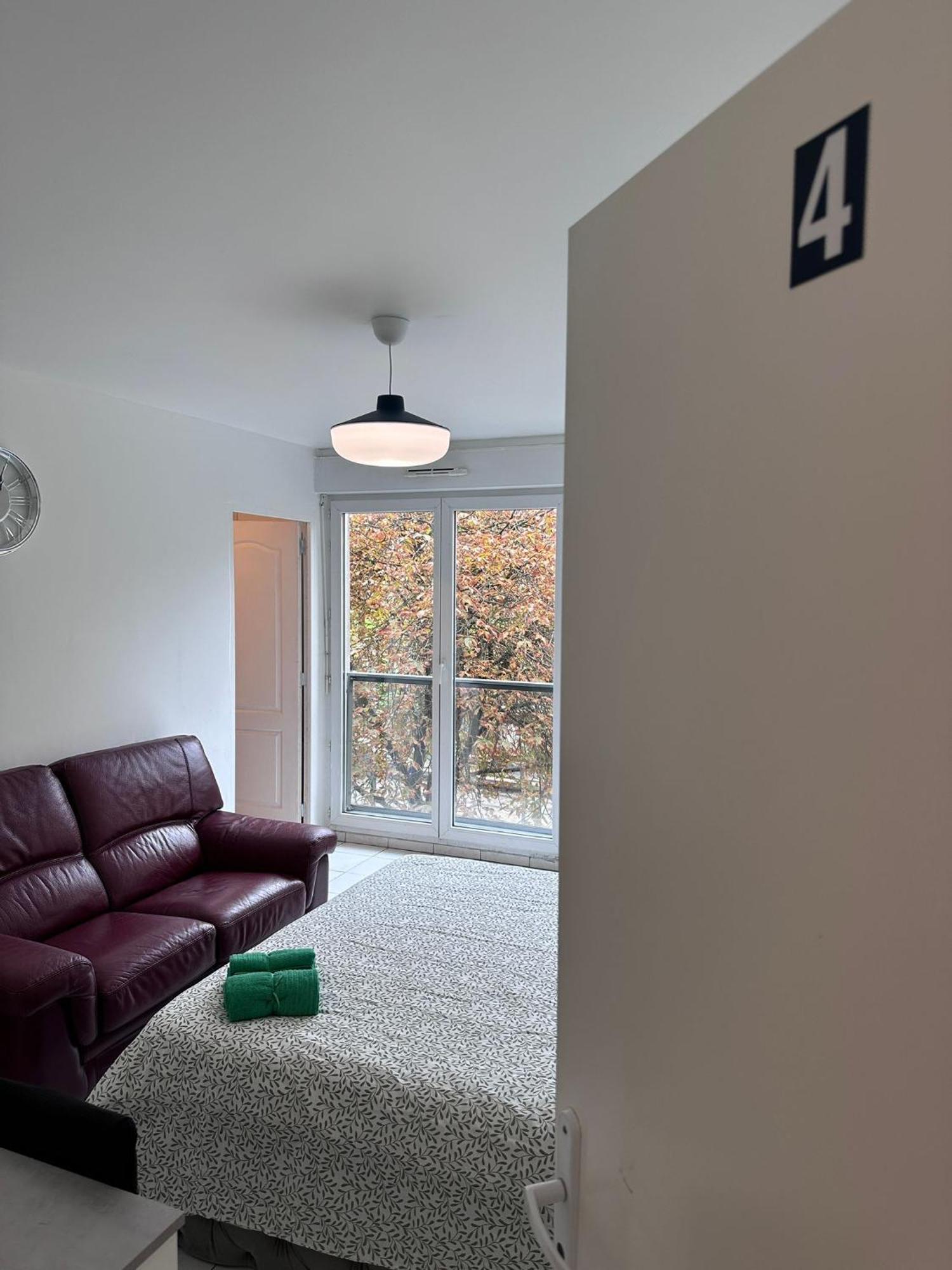Appartamento Sri-Indo Bobigny Paris Esterno foto